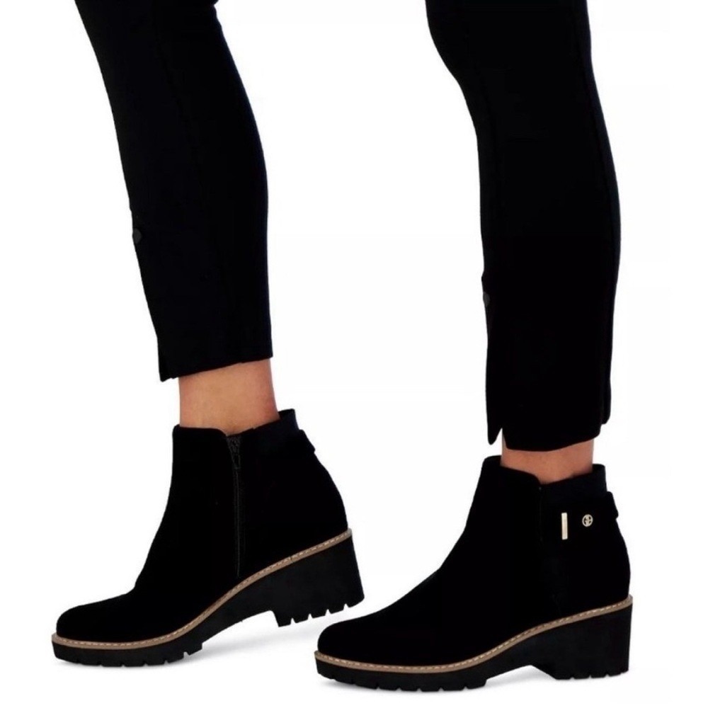 Giani Bernini Vaass Black Suede Ankle Booties Womens 10M